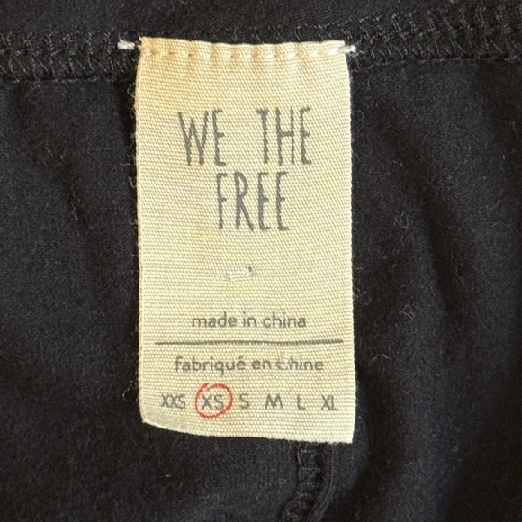 We The Free Mylo Solid Halter Tie Neck Button Tank Top Black Size XS #1688 - Picture 8 of 8